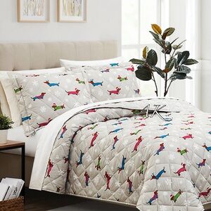 Dachshund Festive Holiday Reversible 3-Piece Quilt Bedding Set 🐾 Doxie Wiener